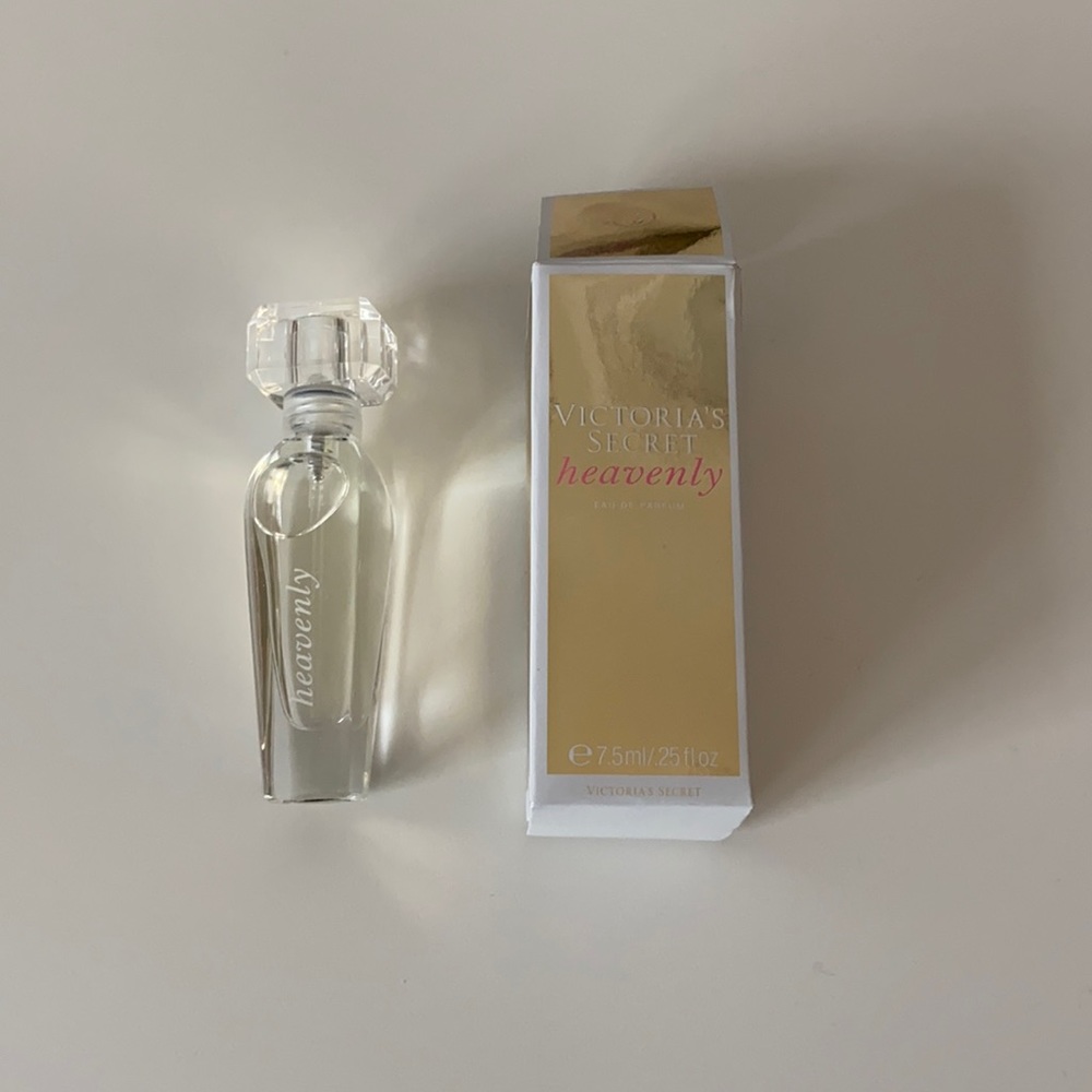 NWT Victoria’s Secret “heavenly” perfume